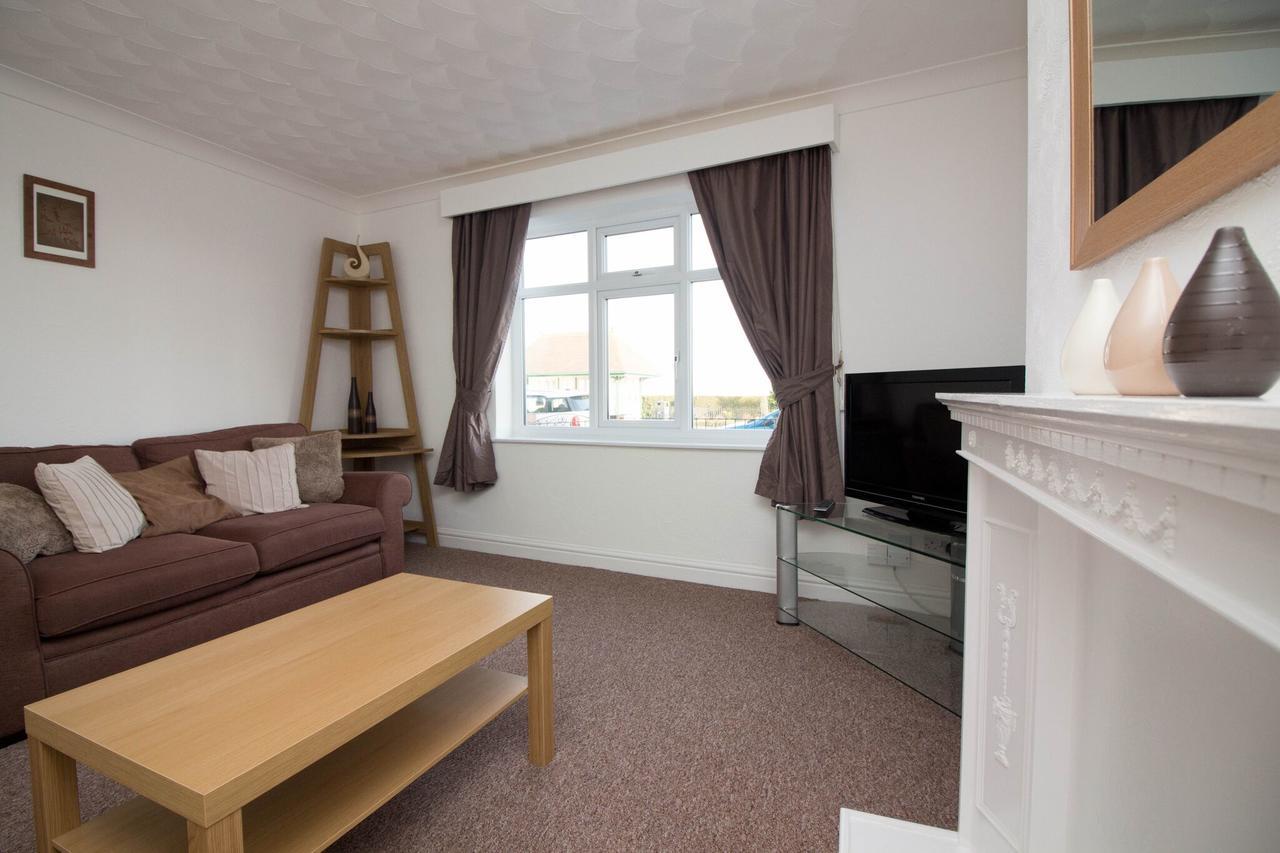 Lovely Sea Front House In Cleethorpes - Sleeps 6 المظهر الخارجي الصورة