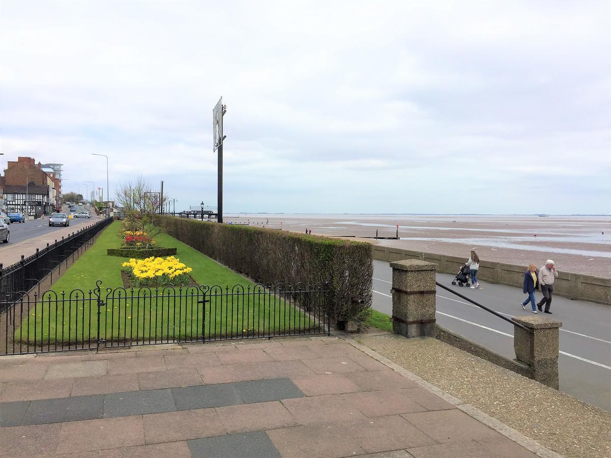 Lovely Sea Front House In Cleethorpes - Sleeps 6 المظهر الخارجي الصورة